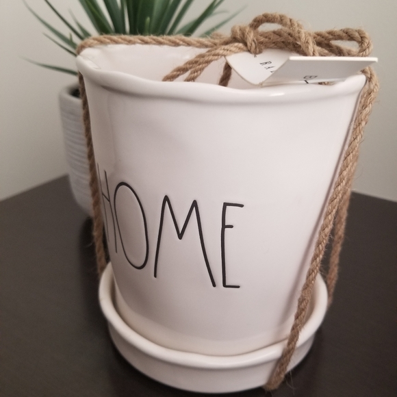 Home Pot - Rae Dunn - Picture 4 of 4